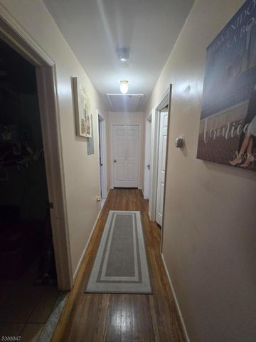 555 1 St Ave, Elizabeth City, NJ 07206