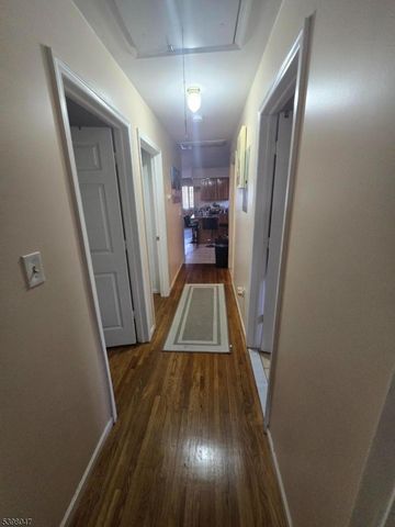 555 1 St Ave, Elizabeth City, NJ 07206