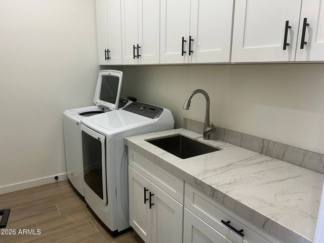 26424 S LAKEWOOD Drive, Sun Lakes, AZ 85248