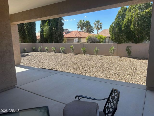 26424 S LAKEWOOD Drive, Sun Lakes, AZ 85248