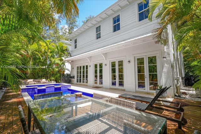 4734 Sunset Drive, Miami, FL 33143