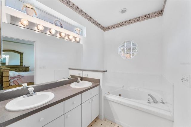 4431 NW 36TH STREET, Gainesville, FL 32605