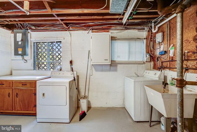 9232 FOREST HAVEN DR, Alexandria, VA 22309