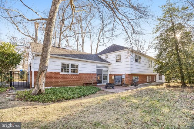 9232 FOREST HAVEN DR, Alexandria, VA 22309