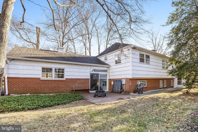 9232 FOREST HAVEN DR, Alexandria, VA 22309