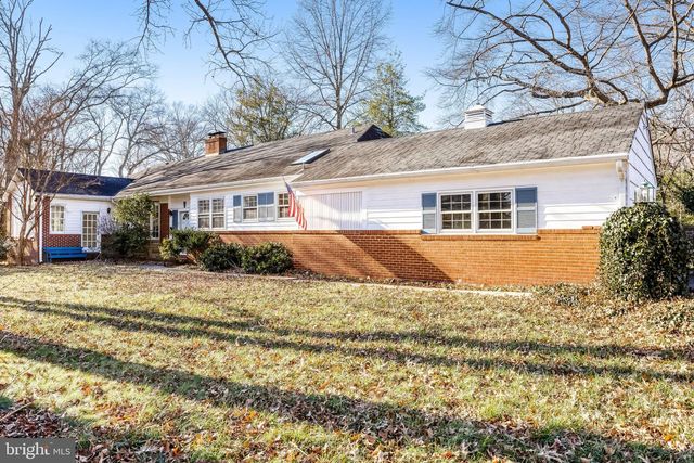 9232 FOREST HAVEN DR, Alexandria, VA 22309