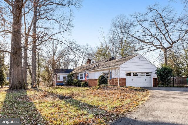 9232 FOREST HAVEN DR, Alexandria, VA 22309