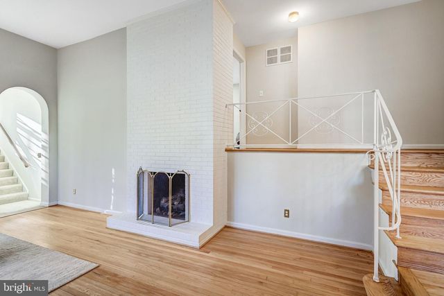 9232 FOREST HAVEN DR, Alexandria, VA 22309