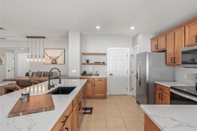 5601 SW 42ND PLACE, Ocala, FL 34474