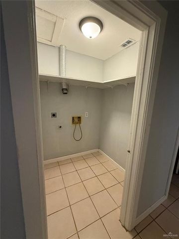 1104 E Business 83, San Juan, TX 78589