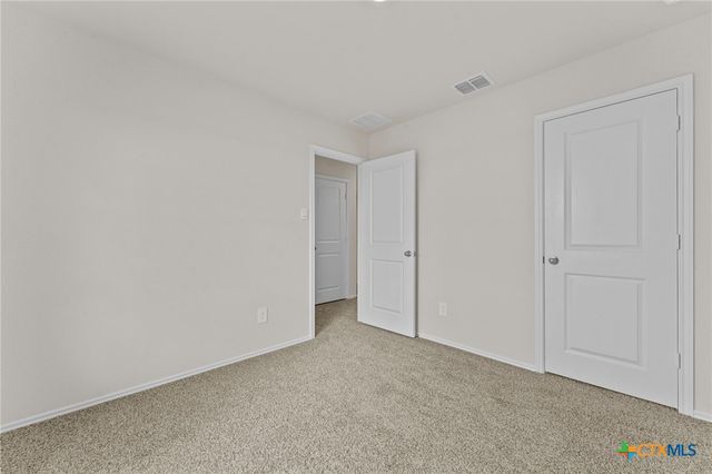 140 Langston Drive, Uhland, TX 78640