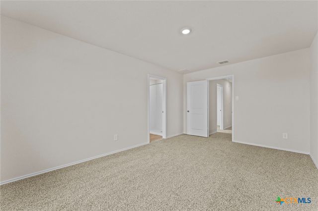 140 Langston Drive, Uhland, TX 78640
