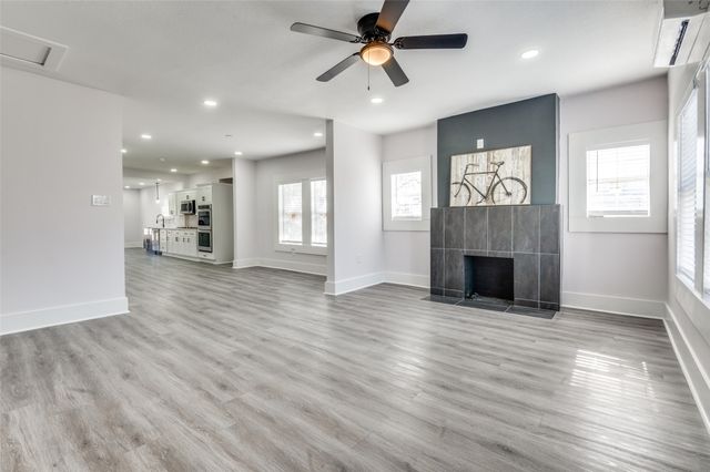 2502 W Lovers Lane, Dallas, TX 75235