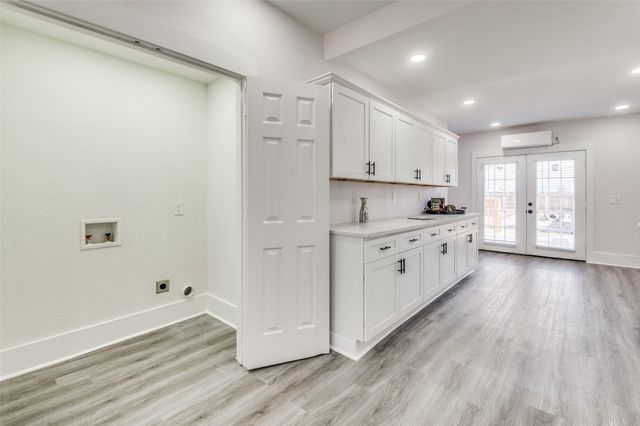 2502 W Lovers Lane, Dallas, TX 75235