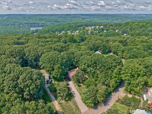 459 Bayberry Drive, Thomaston, CT 06787
