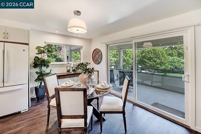 2128 Tice Creek Dr 2, Walnut Creek, CA 94595