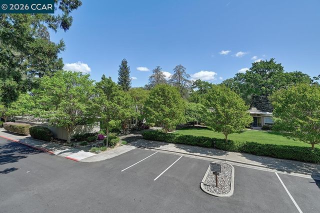 2128 Tice Creek Dr 2, Walnut Creek, CA 94595