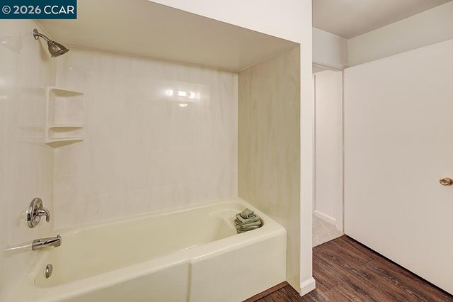2128 Tice Creek Dr 2, Walnut Creek, CA 94595