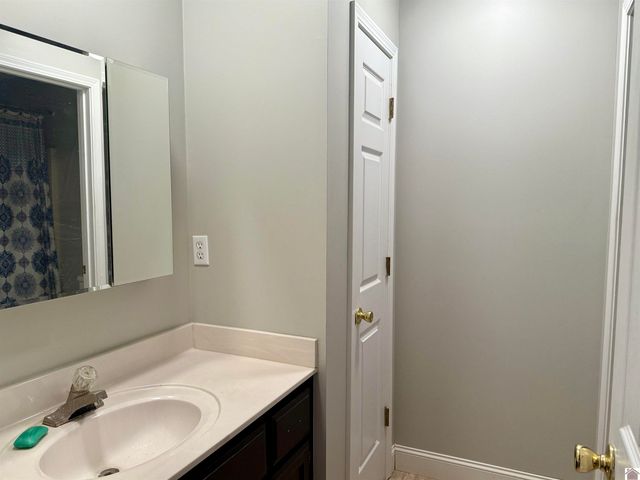 271 St Rt 730 W, Eddyville, KY 42038