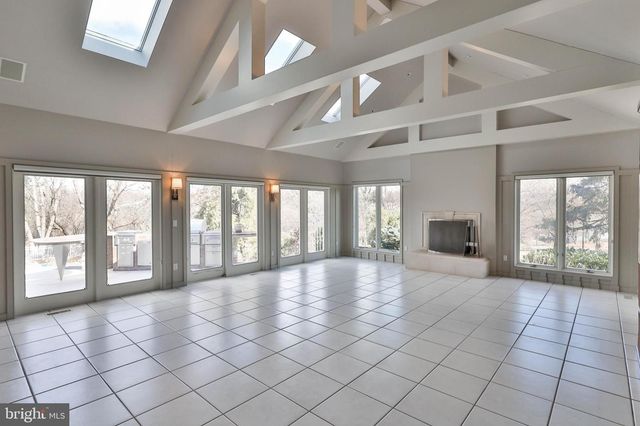 751 BENNER ROAD, Allentown, PA 18104
