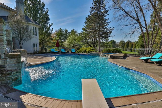 751 BENNER ROAD, Allentown, PA 18104