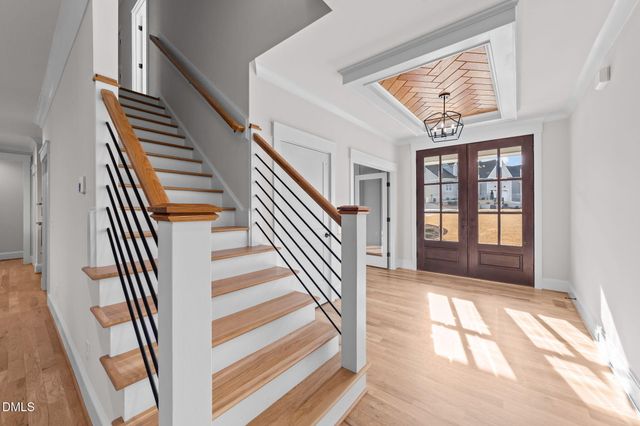 100 Sire Court, Holly Springs, NC 27540