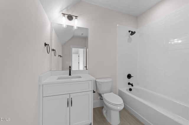 100 Sire Court, Holly Springs, NC 27540