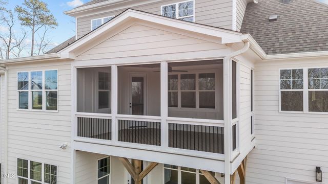 100 Sire Court, Holly Springs, NC 27540