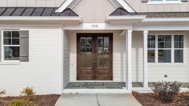 100 Sire Court, Holly Springs, NC 27540