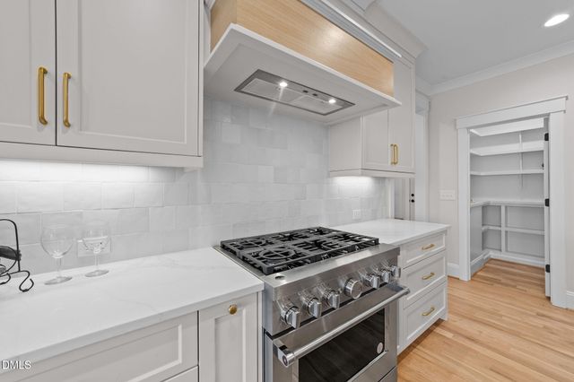 100 Sire Court, Holly Springs, NC 27540