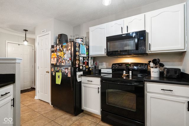 4513 Connaught East Drive, Plainfield, IN 46168