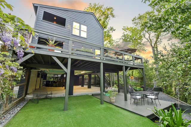 929 Wynnwood Lane, Houston, TX 77008