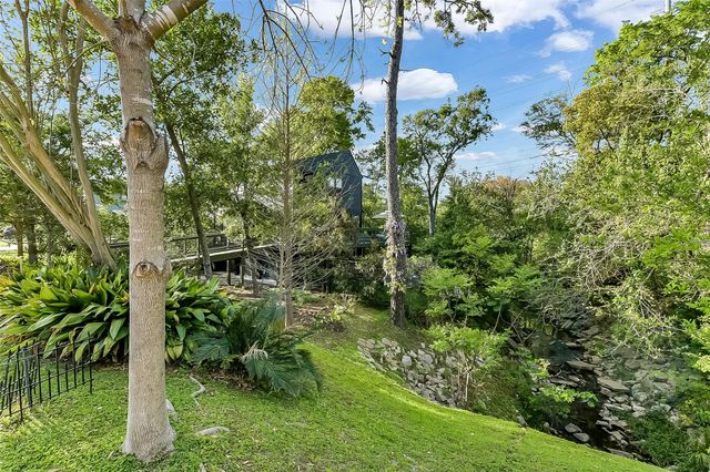 929 Wynnwood Lane, Houston, TX 77008