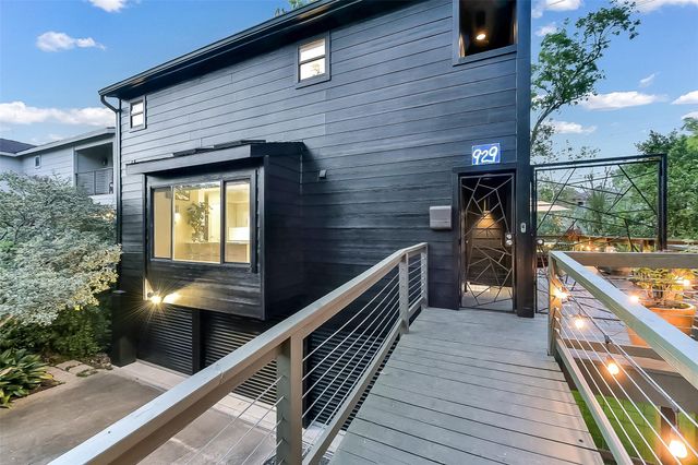 929 Wynnwood Lane, Houston, TX 77008