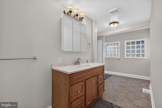 1846 NORTH ST, Harrisburg, PA 17103