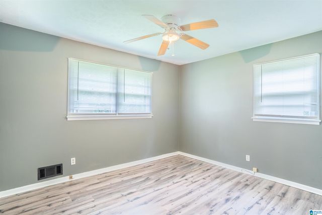 911 BONNIE DRIVE, Weaver, AL 36277