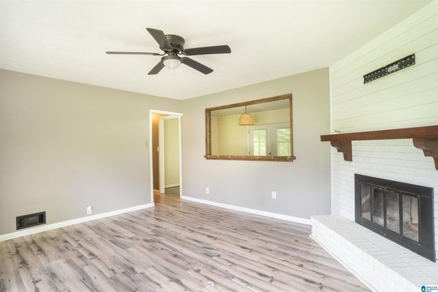 911 BONNIE DRIVE, Weaver, AL 36277