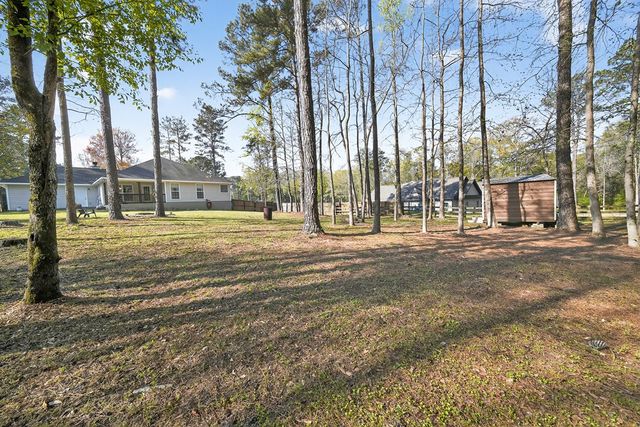 169 Lansdon Drive, Smiths Station, AL 36877