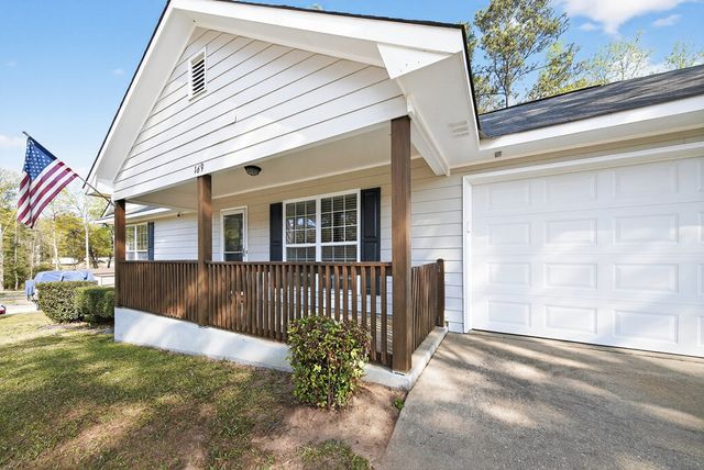 169 Lansdon Drive, Smiths Station, AL 36877