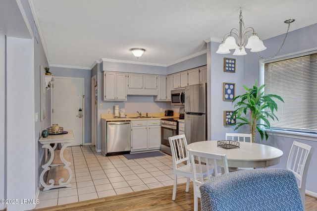 40 Folly Field Rd Apt G1, Hilton Head Island, SC 29928