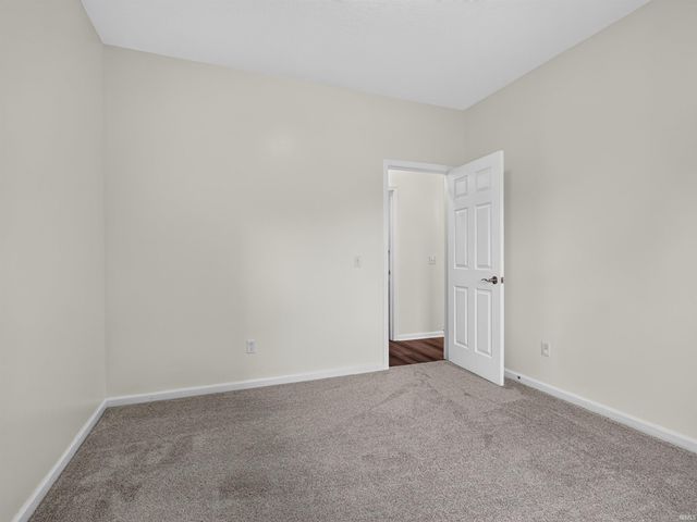 403 Treeline Cove, Fort Wayne, IN 46825