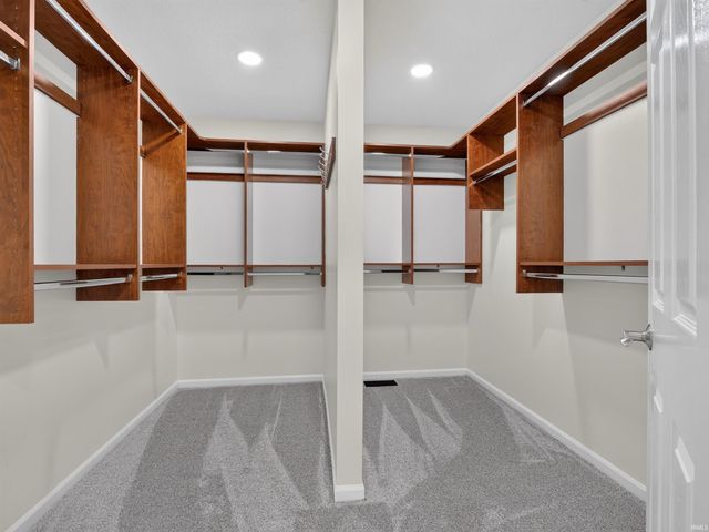 403 Treeline Cove, Fort Wayne, IN 46825