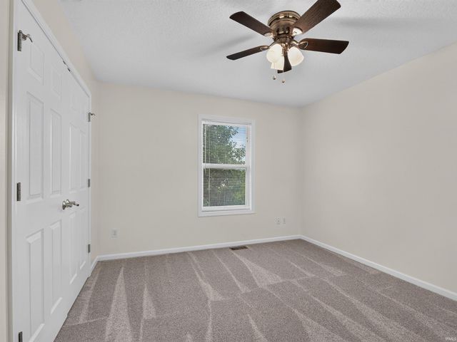403 Treeline Cove, Fort Wayne, IN 46825