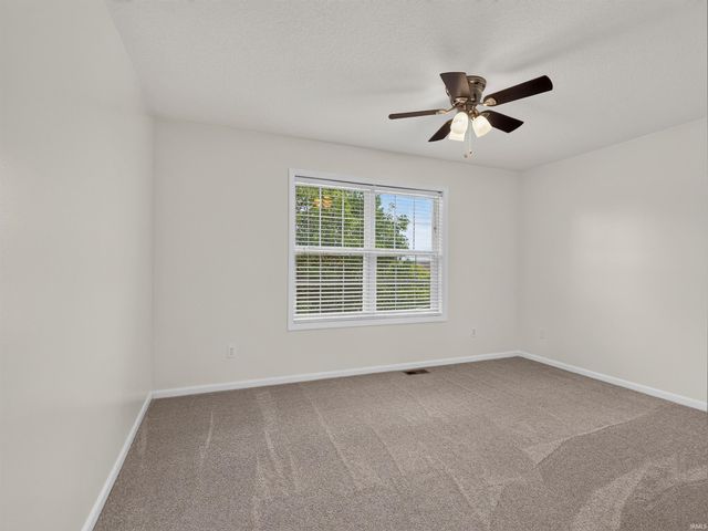 403 Treeline Cove, Fort Wayne, IN 46825