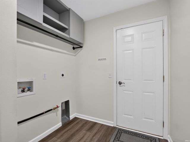 403 Treeline Cove, Fort Wayne, IN 46825