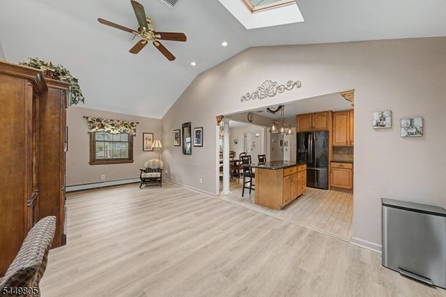 34 Cavell Place, West Caldwell Twp., NJ 07006