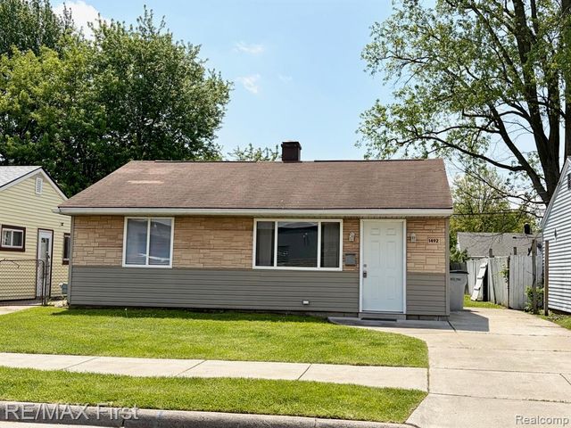 1492 E Woodruff Avenue, Hazel Park, MI 48030