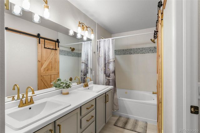 17460 E Bellewood Circle, Aurora, CO 80015