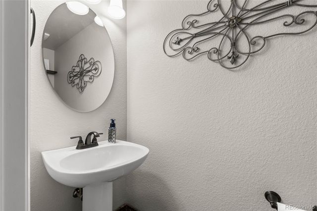17460 E Bellewood Circle, Aurora, CO 80015