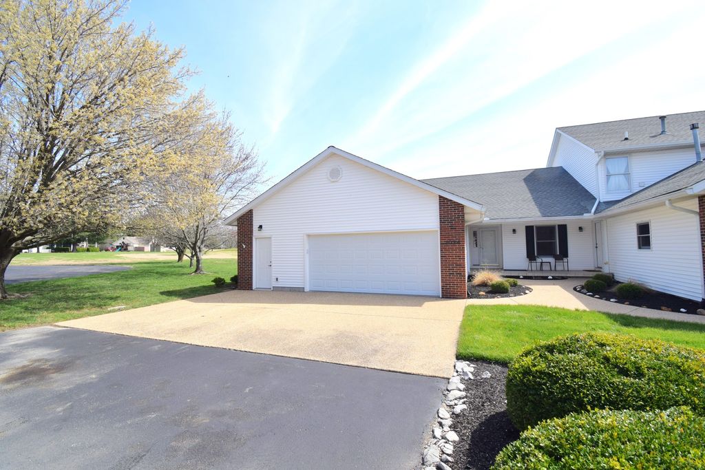 1024 Mulligan Drive 1024, Mt Vernon, IL 62864